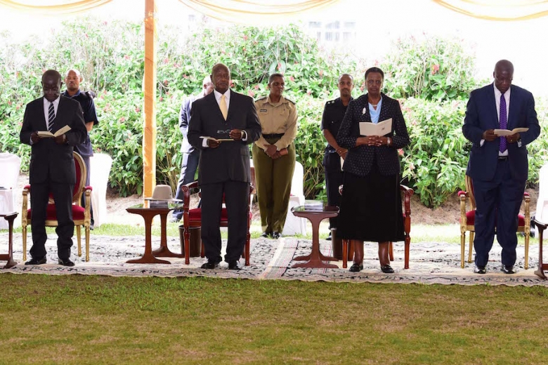 President hosts Thanksgiving service | President Yoweri Kaguta 